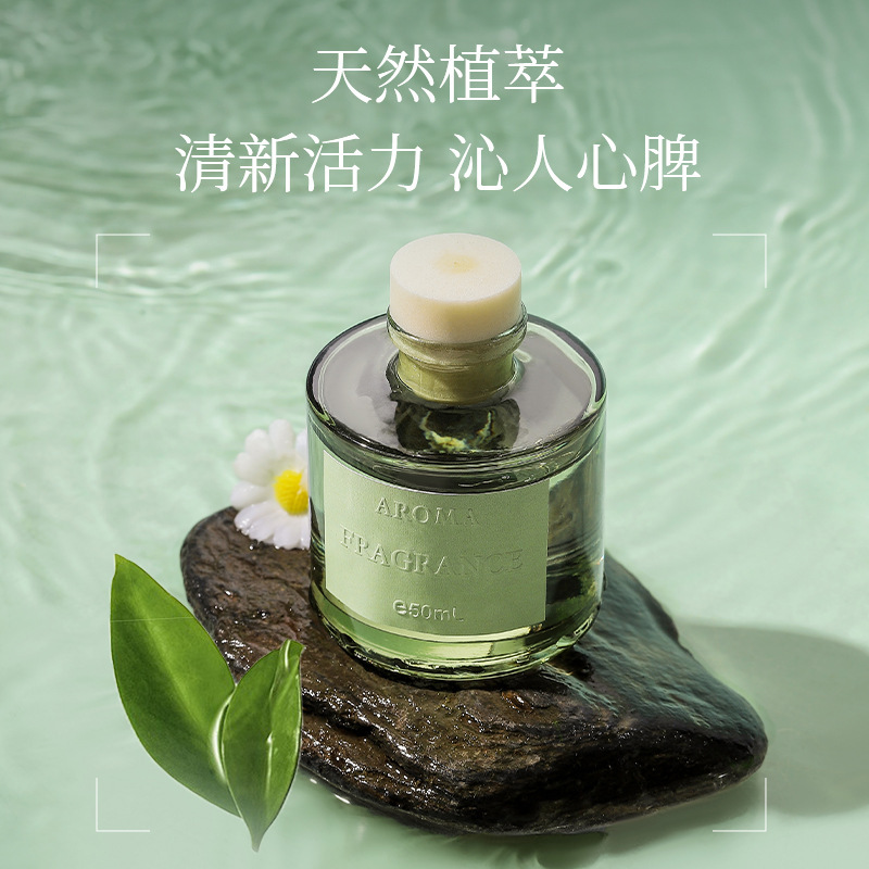 زيت عطري للنباتات العطرية سعة  - مراجعة Home Fragrance H&M وسعره